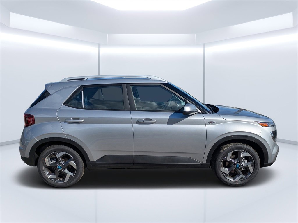 New 2026 Hyundai Venue SEL image 2
