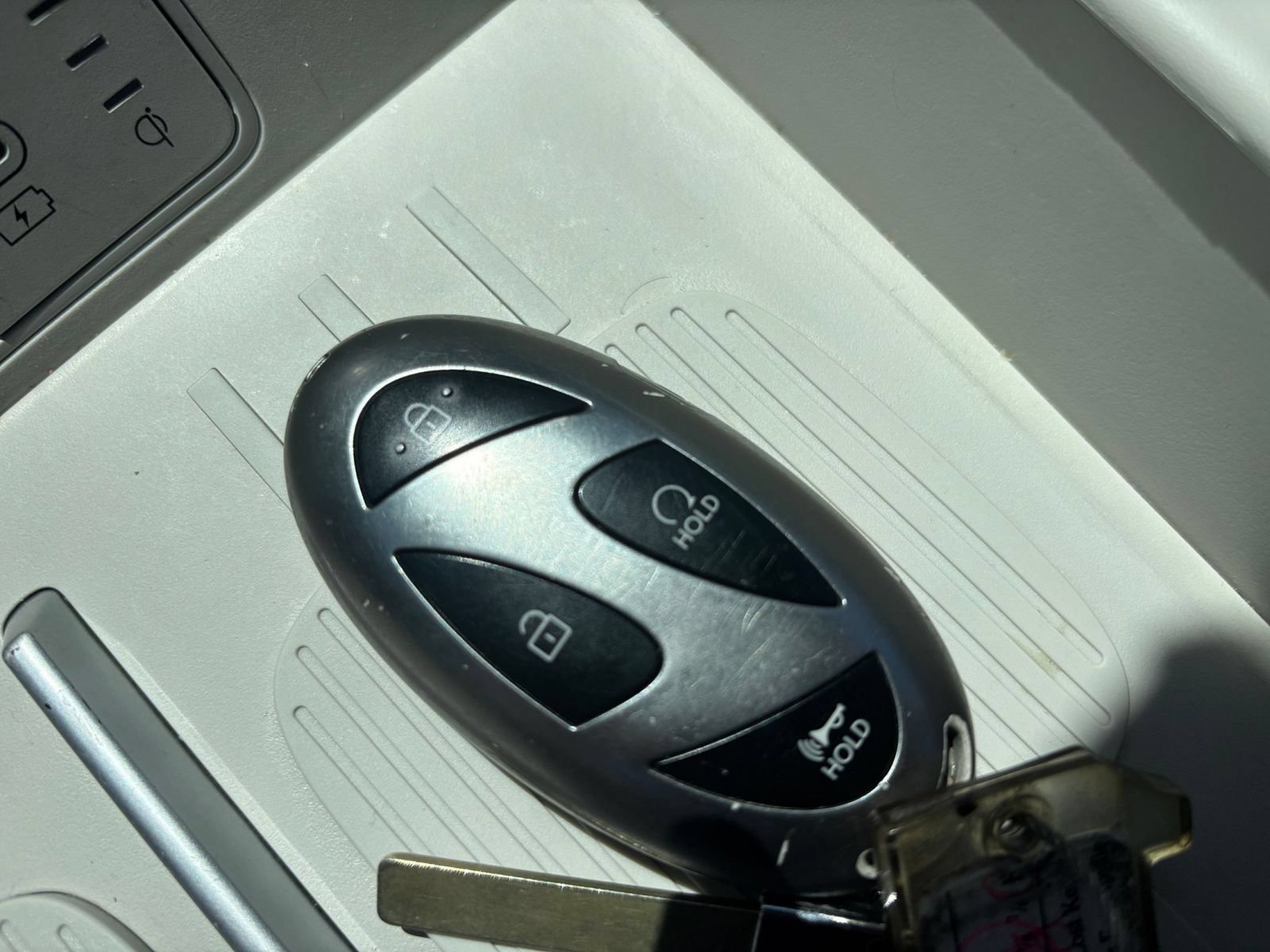 Used 2025 Hyundai Santa Fe SEL FWD image 26