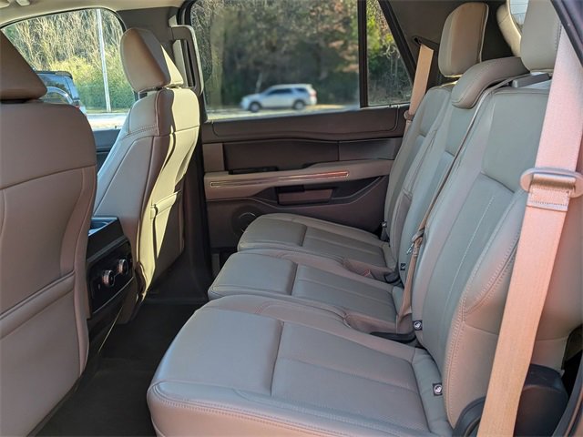 Used 2021 Ford Expedition XLT image 27