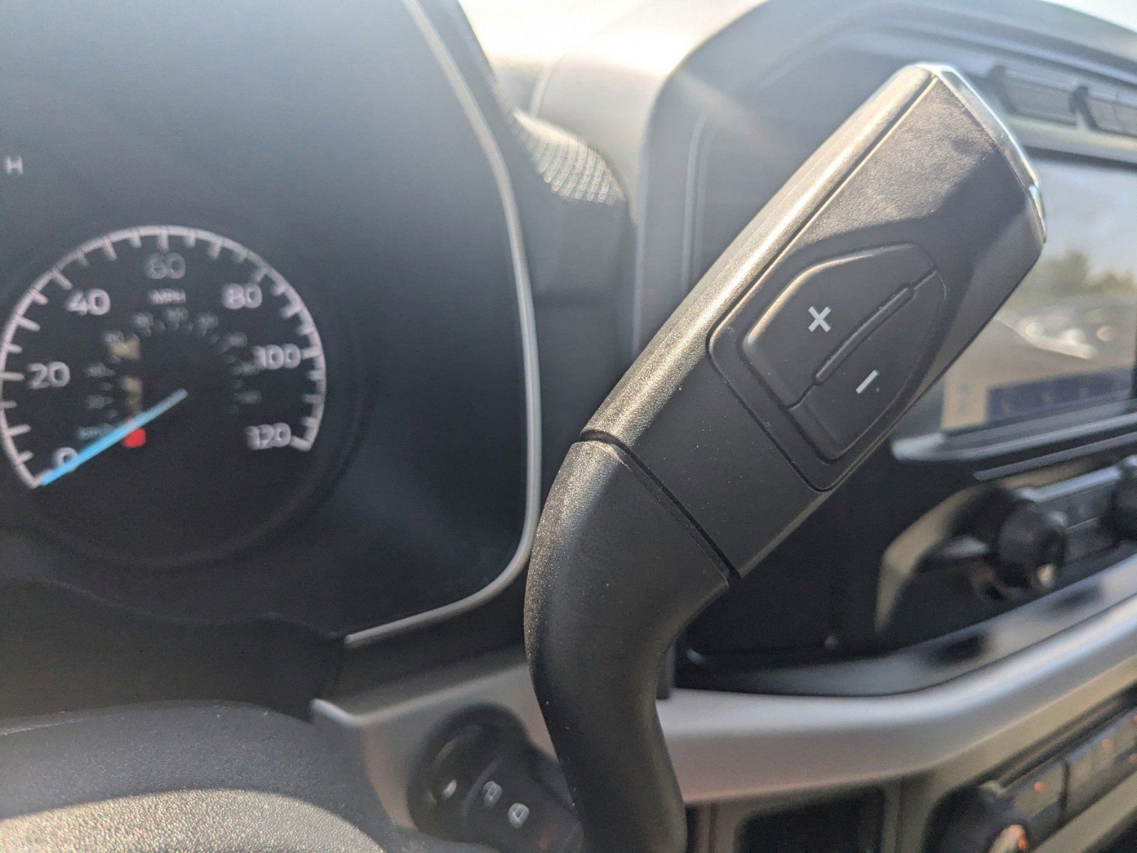 Used 2023 Ford F150 XLT image 27