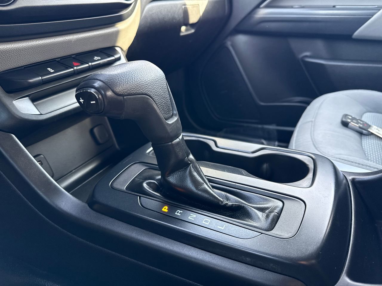 Used 2018 Chevrolet Colorado W/T image 24