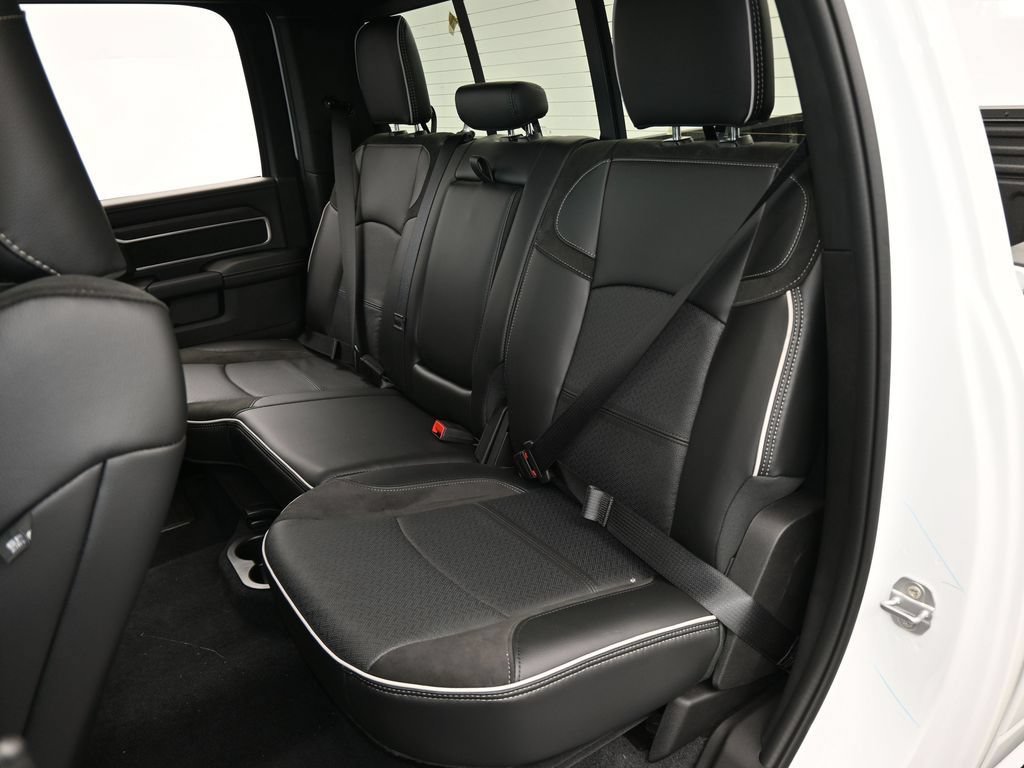 New 2026 RAM 2500 Laramie w/ Night Edition AWD/4WD image 29