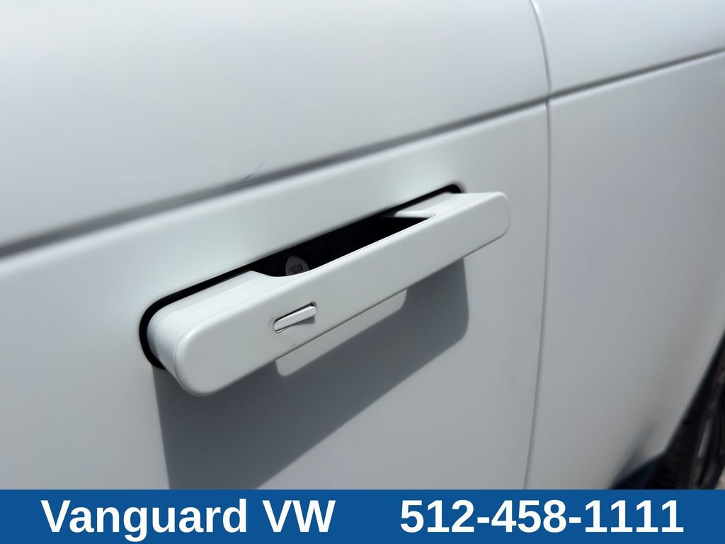 Used 2025 Land Rover Range Rover SE AWD/4WD image 4