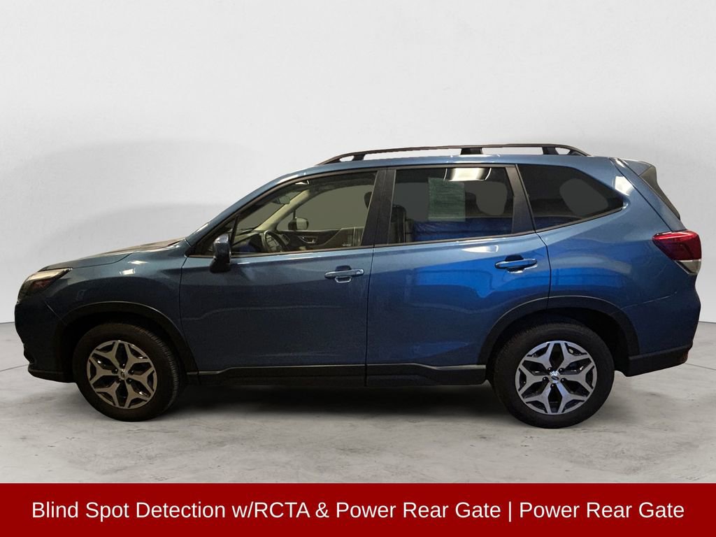 Used 2023 Subaru Forester Premium AWD/4WD image 2