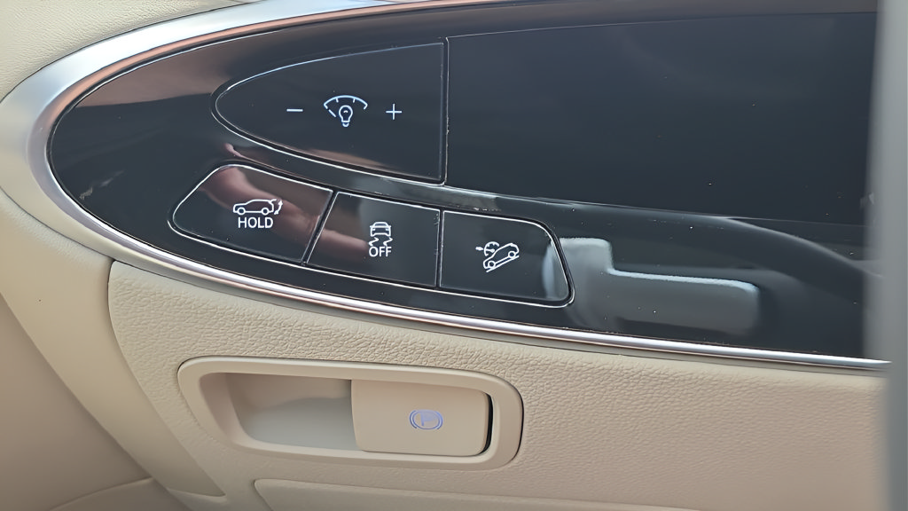 New 2026 Genesis GV70 3.5T Sport Prestige AWD/4WD image 19