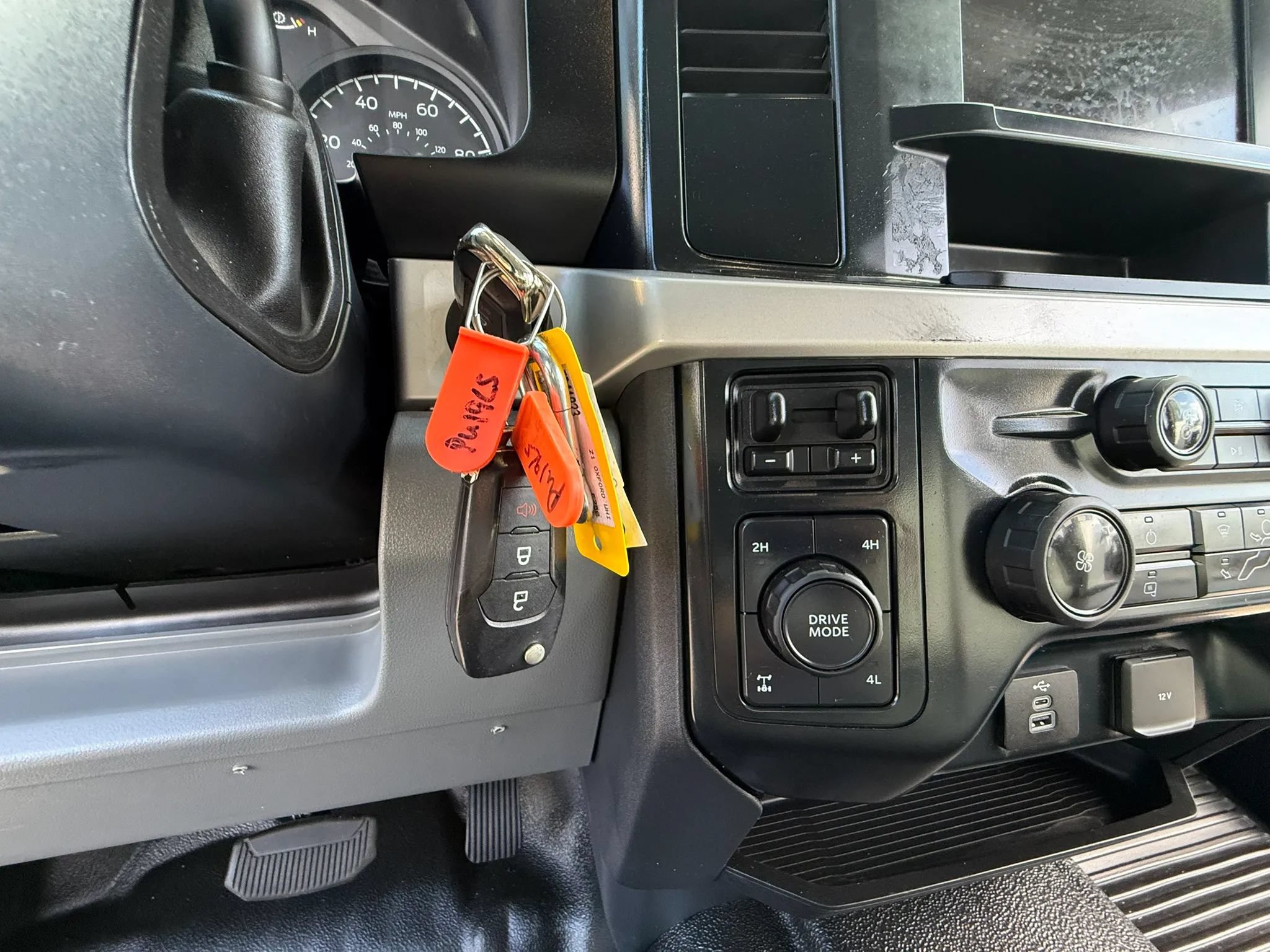 Used 2023 Ford F250 XL w/ XL Off-Road Package AWD/4WD image 30