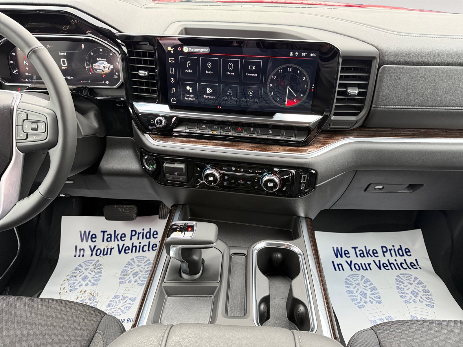 New 2026 GMC Sierra 1500 Elevation w/ LPO, Elevation Black Package AWD/4WD image 11