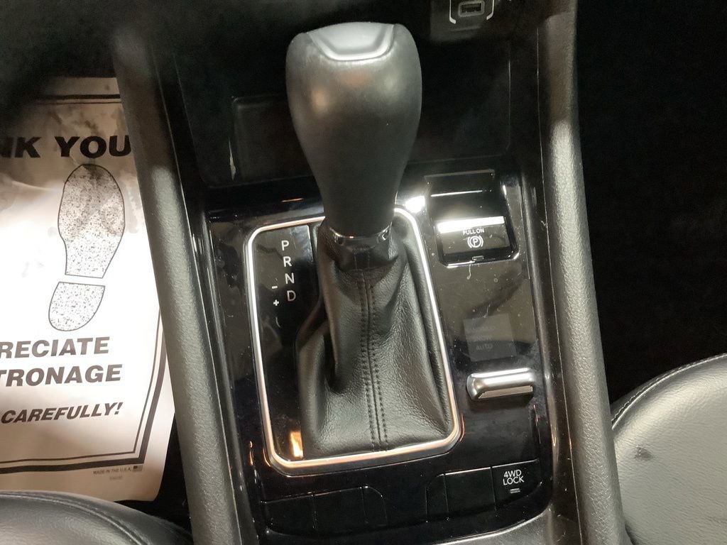 Used 2023 Jeep Compass Latitude image 23