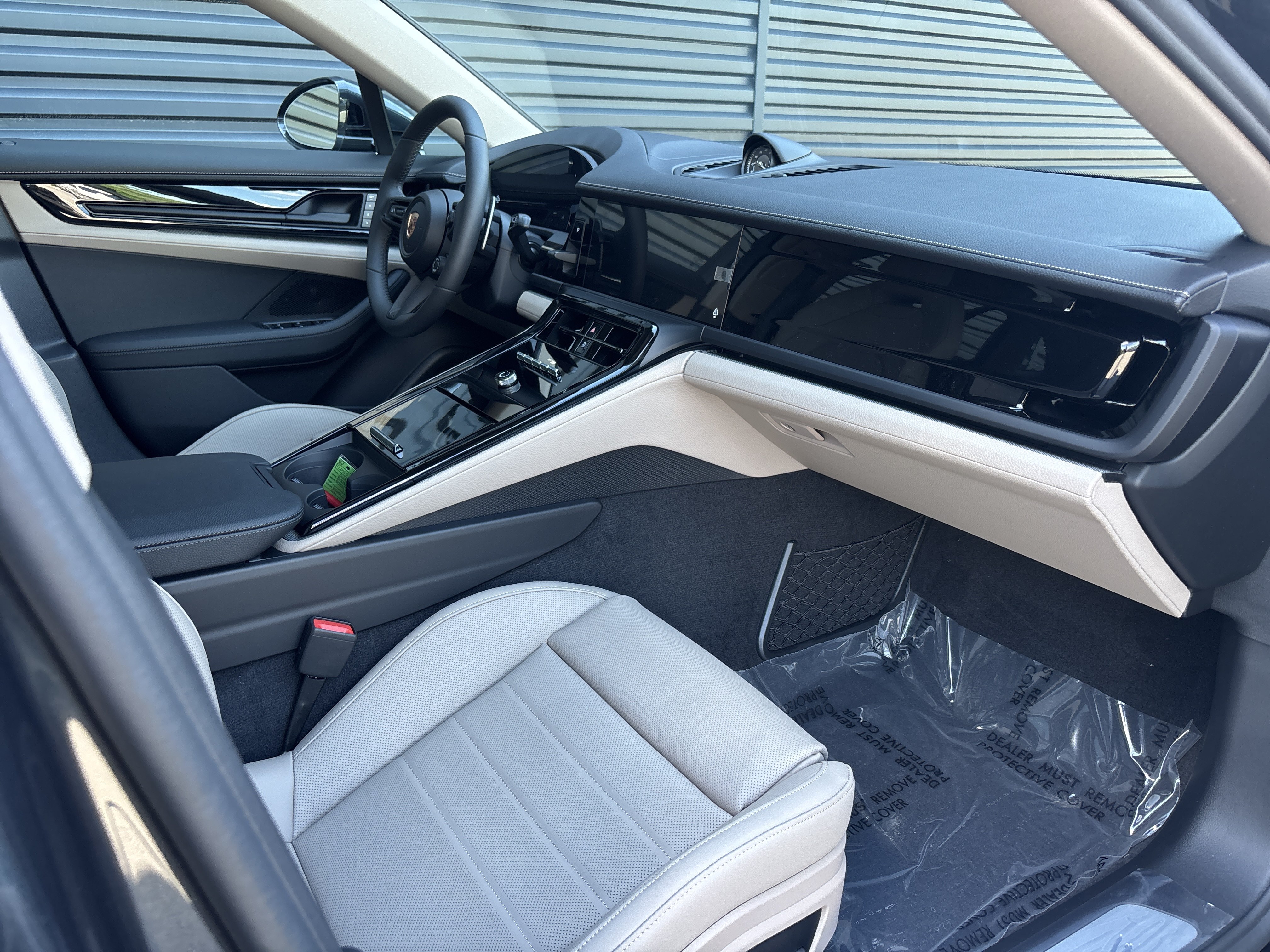 New 2026 Porsche Panamera 4 AWD/4WD image 13
