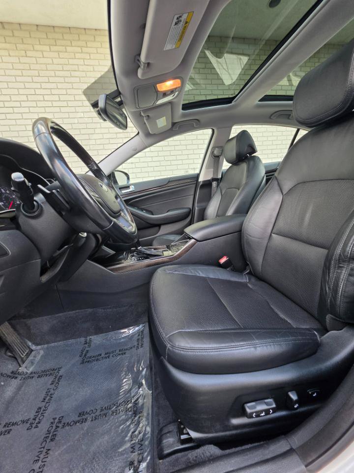 Used 2016 Kia Cadenza Premium FWD image 12