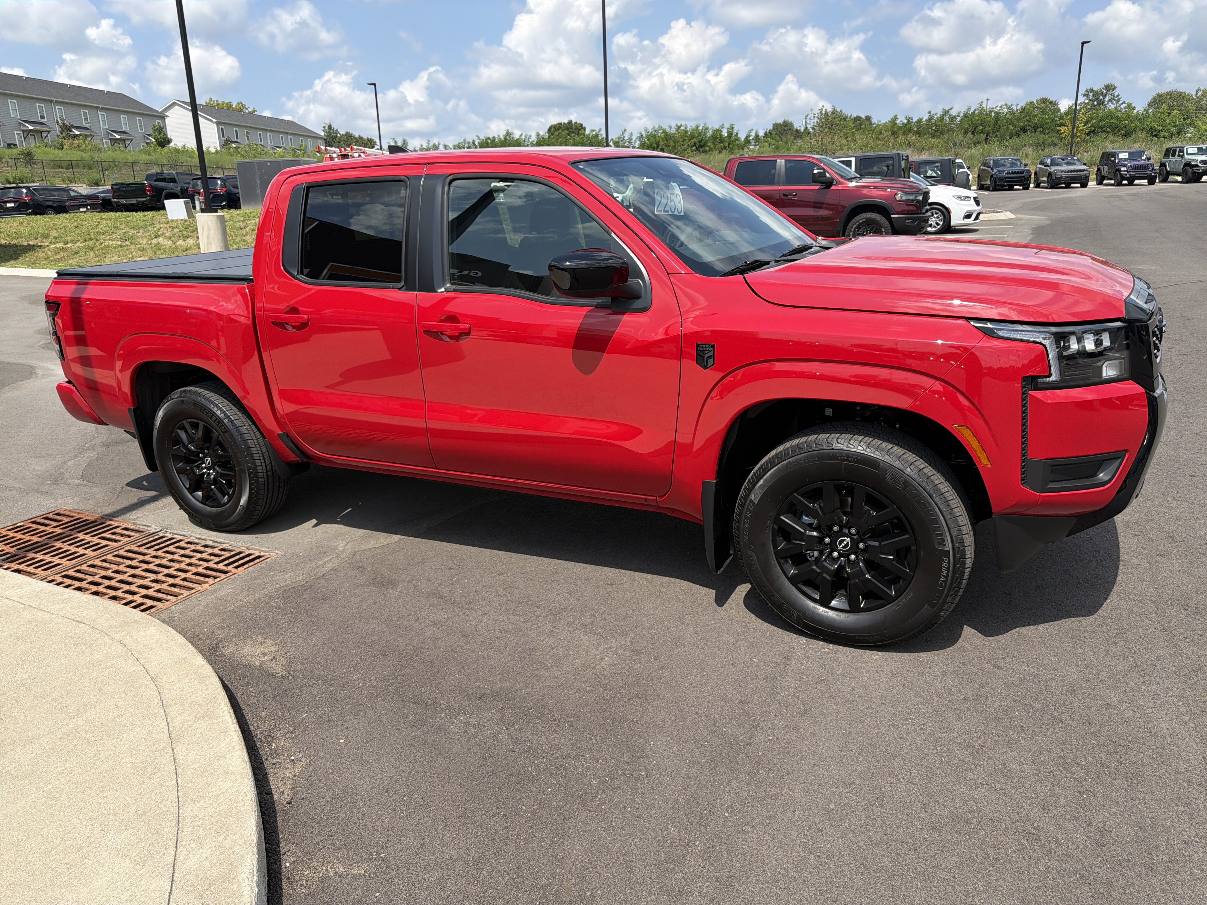 Used 2026 Nissan Frontier SV w/ All-Weather Content Package AWD/4WD image 8