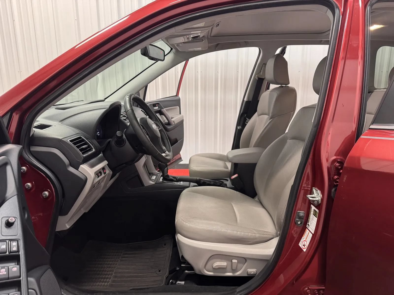 Used 2016 Subaru Forester 2.5i Touring w/ Popular Package #1 AWD/4WD image 33