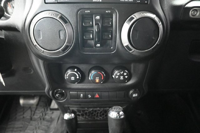 Used 2016 Jeep Wrangler Unlimited Sport w/ Quick Order Package 24S AWD/4WD image 16
