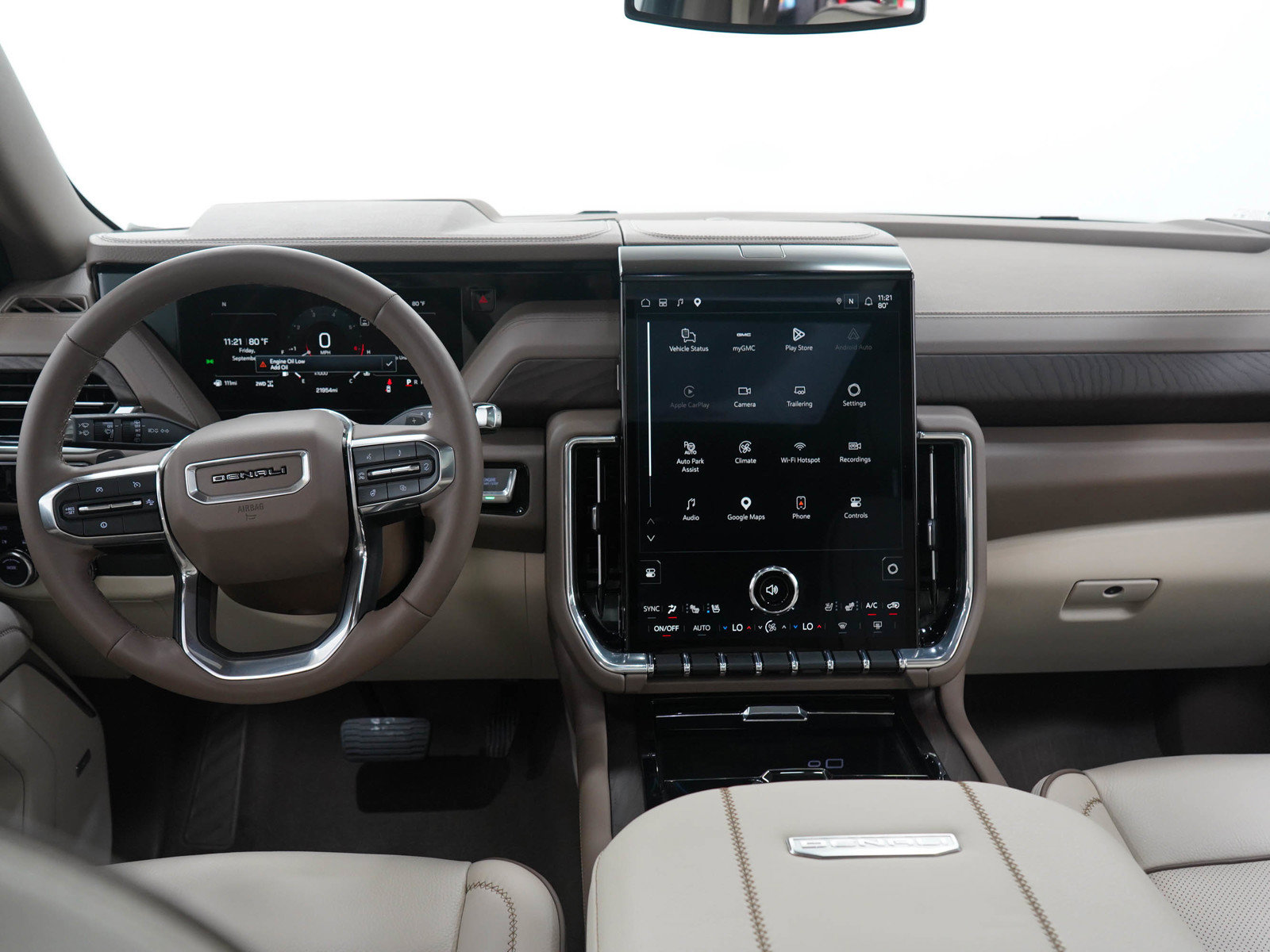 Used 2025 GMC Yukon Denali w/ Sun & Power Step Package AWD/4WD image 18