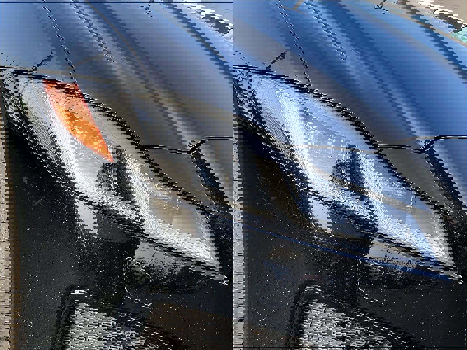 Used 2022 Jaguar XF SE image 28