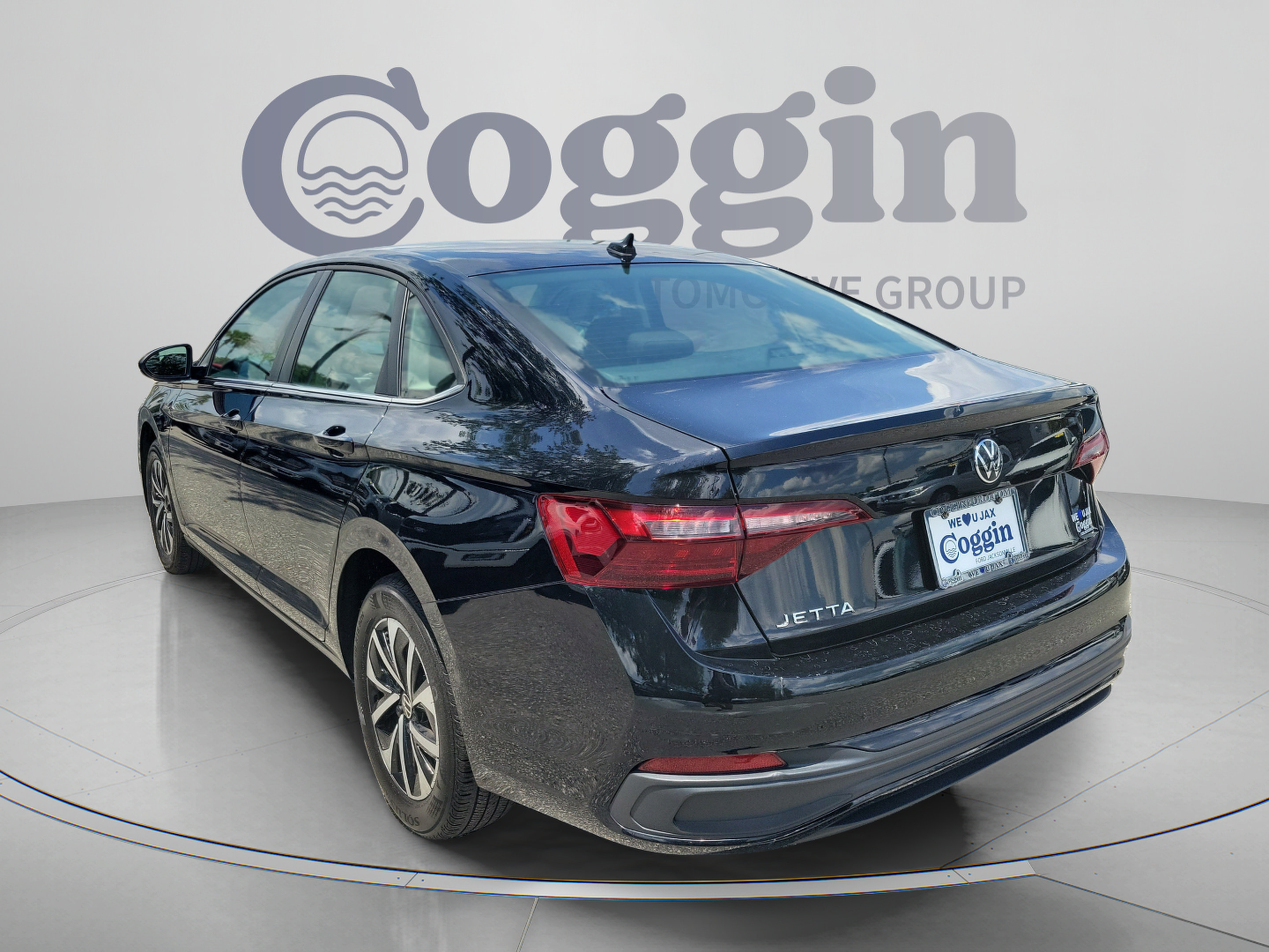 Used 2024 Volkswagen Jetta S FWD image 2