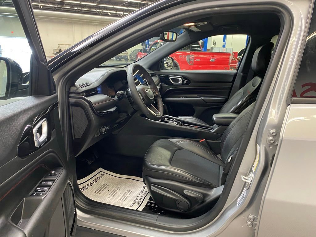 Used 2023 Jeep Compass Trailhawk image 23