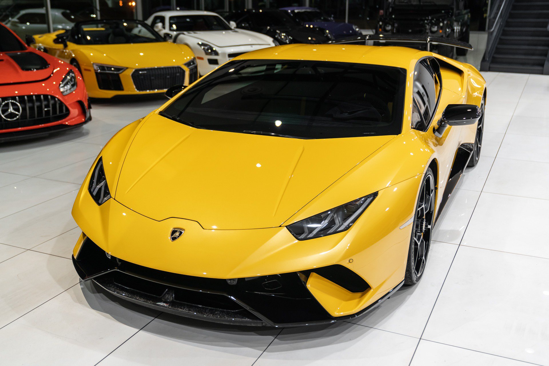 Used 2018 Lamborghini Huracan Performante AWD/4WD image 26