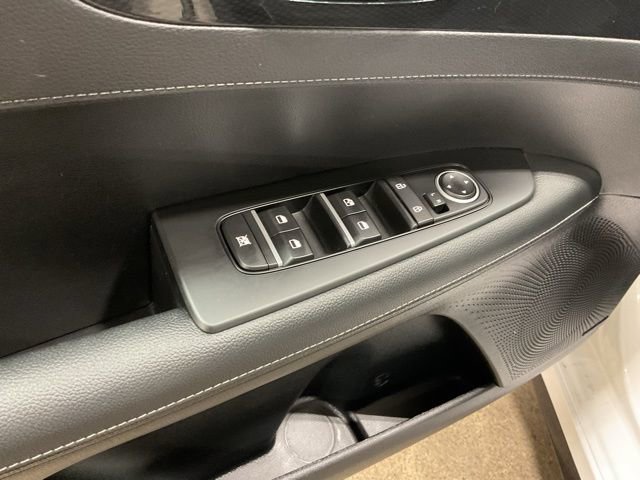 Used 2024 Kia Forte GT-Line w/ GT-Line Premium Package image 17