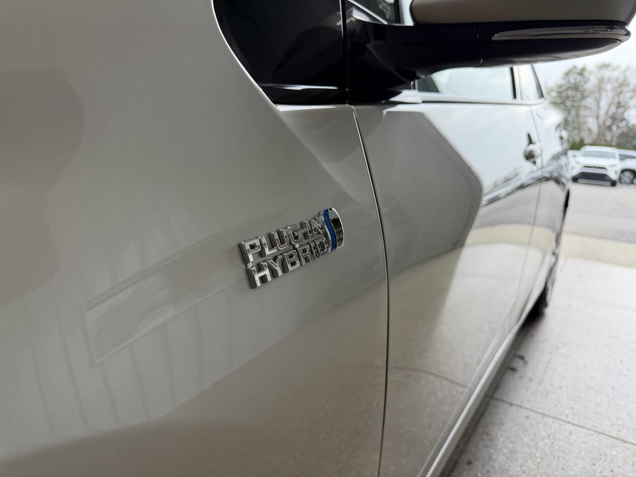 Used 2017 Toyota Prius Prime Plus image 6