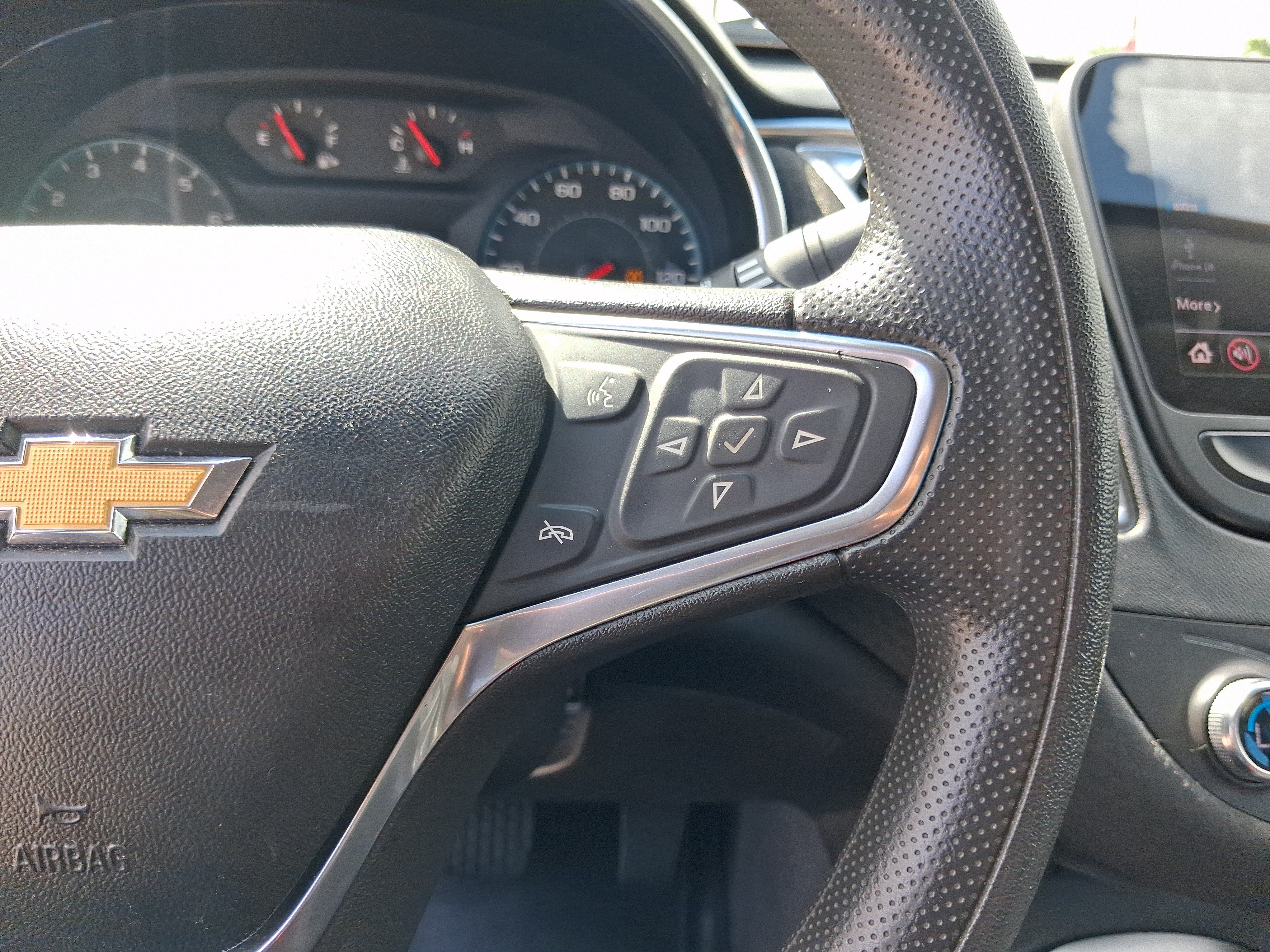 Used 2019 Chevrolet Malibu LT FWD image 16