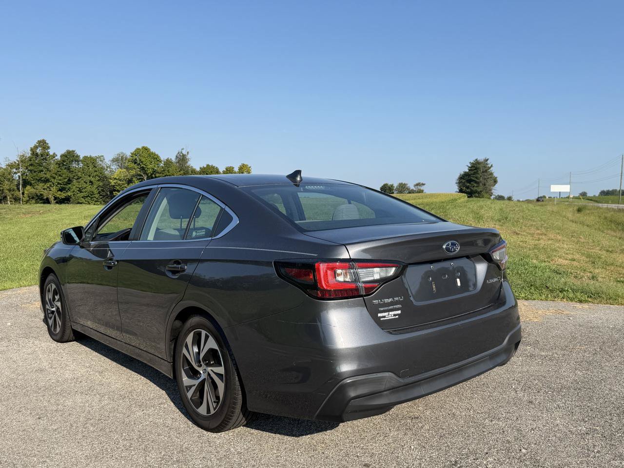 Used 2021 Subaru Legacy Premium w/ Popular Package #1 AWD/4WD image 4