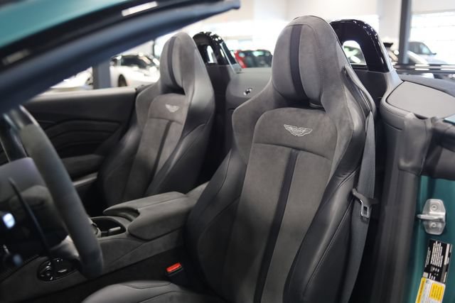 Used 2023 Aston Martin V8 Vantage Roadster RWD image 11