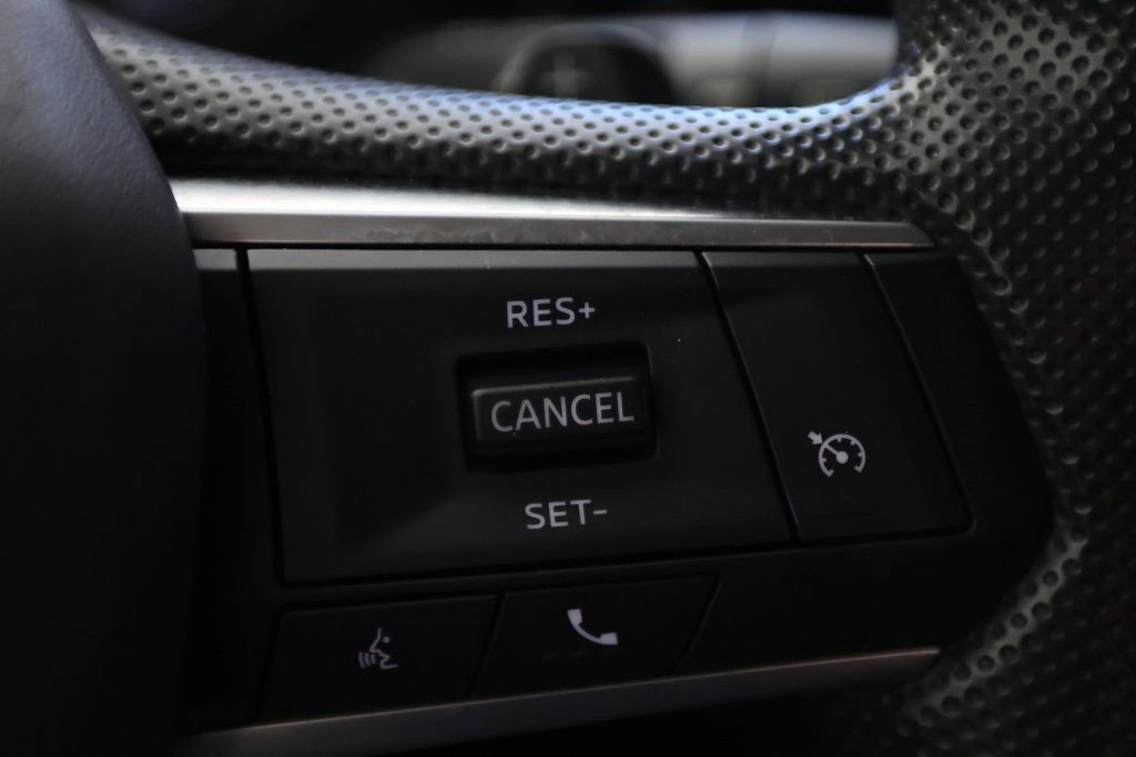 Used 2024 Mitsubishi Outlander ES image 23