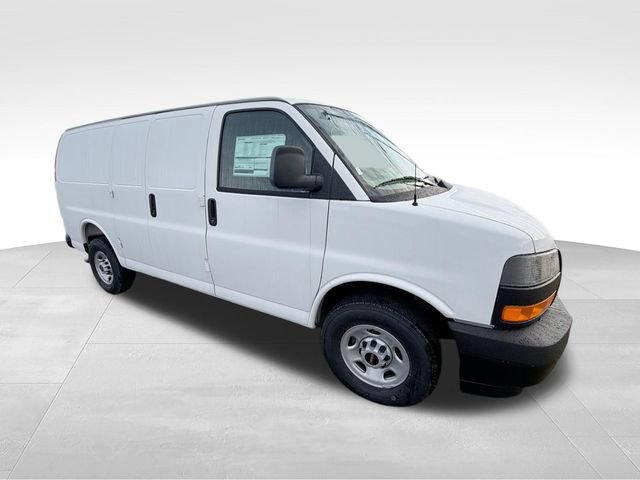 New 2026 GMC Savana 2500 w/ Driver Convenience Package RWD image 2