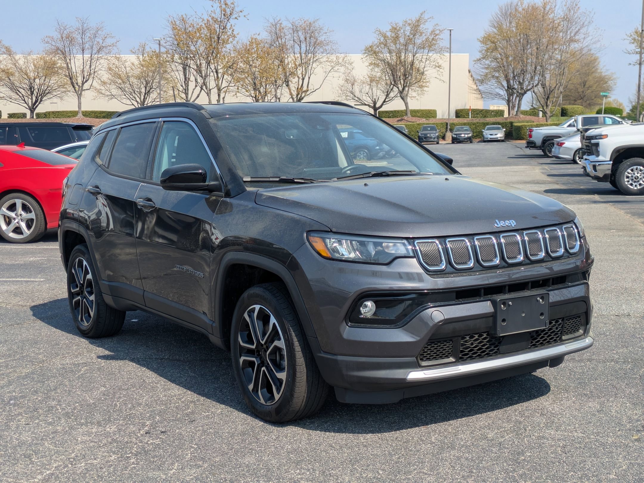 Used 2022 Jeep Compass Limited image 2