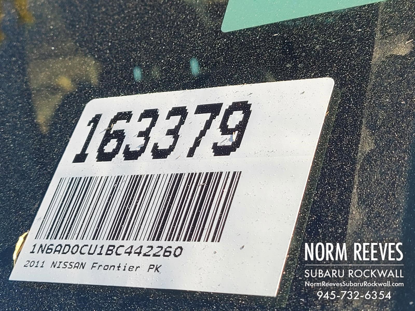 Used 2011 Nissan Frontier SV w/ SV Premium Utility Pkg image 3