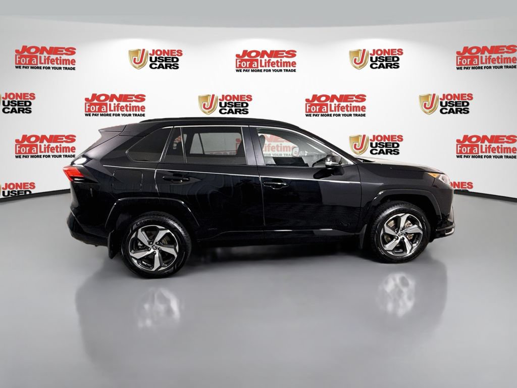 Certified 2021 Toyota RAV4 SE w/ Weather & Moonroof Package AWD/4WD image 17