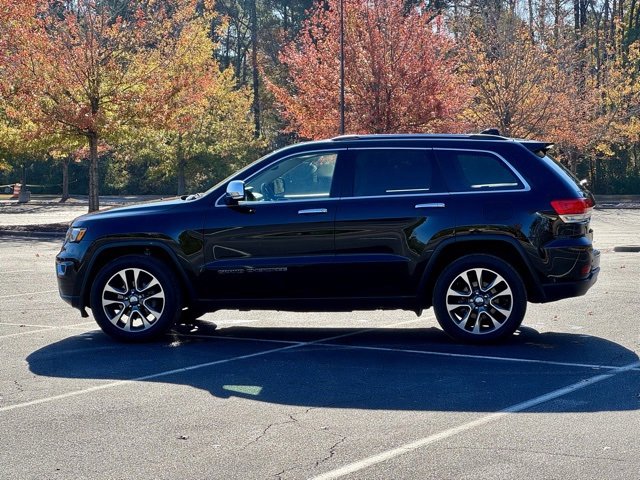 Used 2018 Jeep Grand Cherokee Limited w/ Luxury Group II image 3