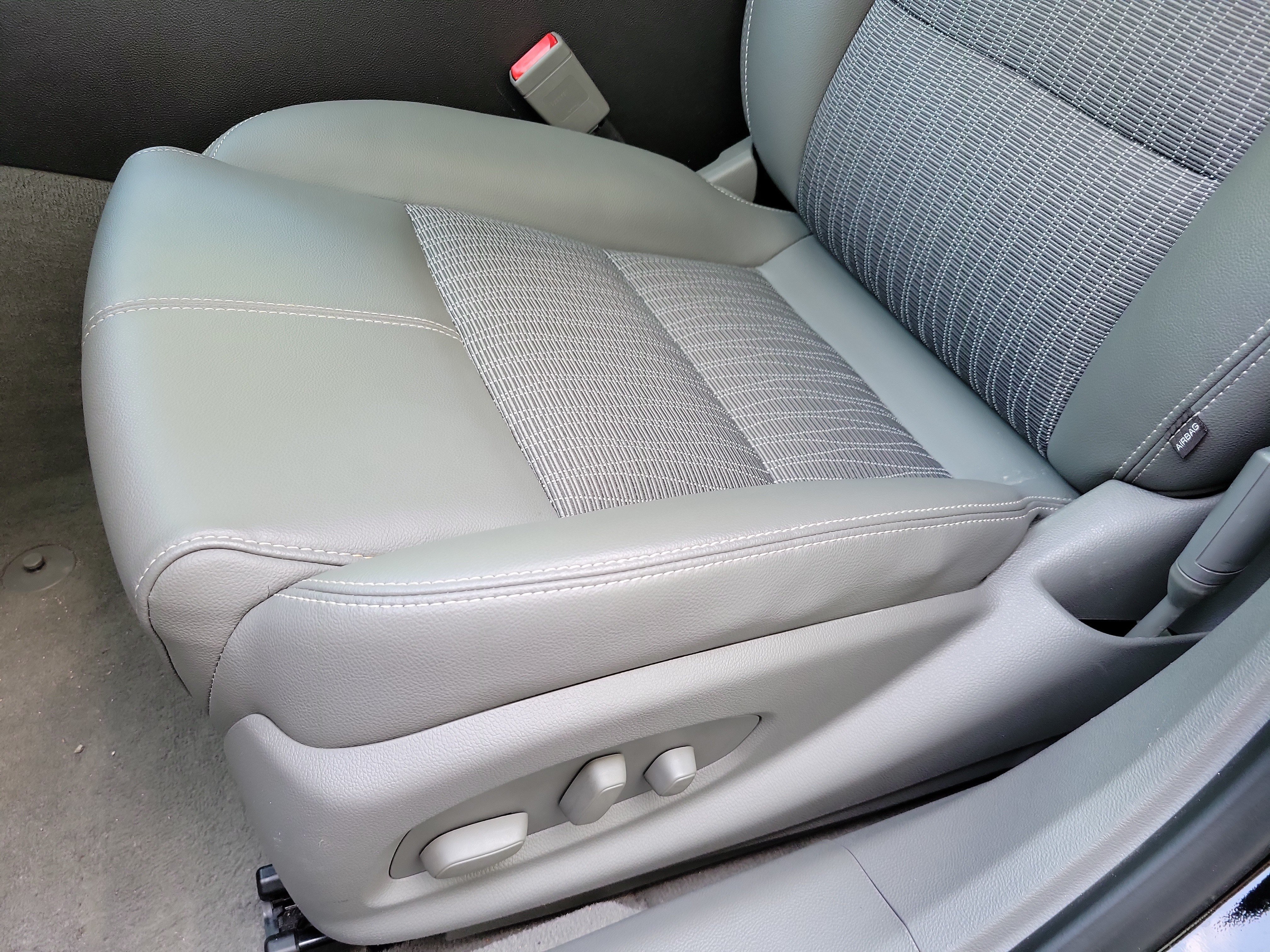 Used 2019 Chevrolet Impala LS FWD image 11