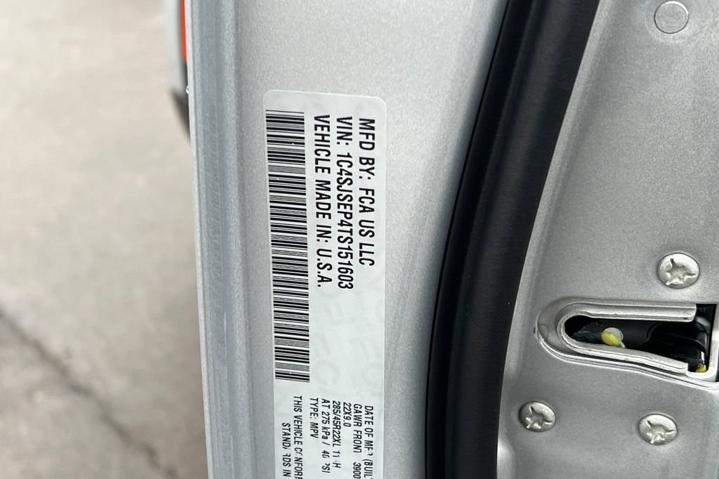 New 2026 Jeep Grand Wagoneer L Summit w/ Premium Group III image 29