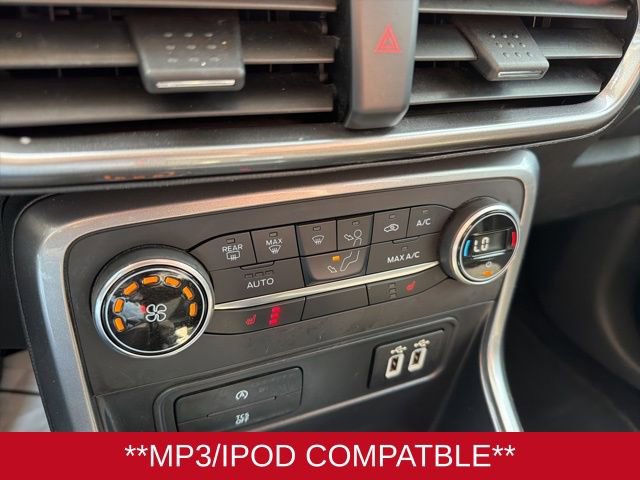 Used 2021 Ford EcoSport SE w/ SE Convenience Package image 15