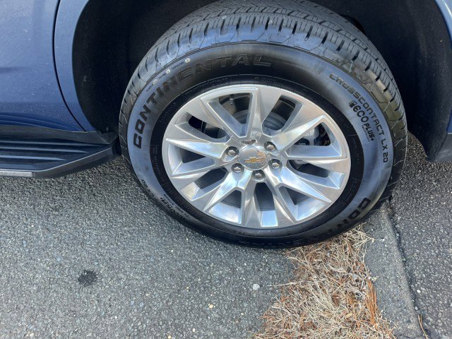 Certified 2025 Chevrolet Tahoe Premier image 3