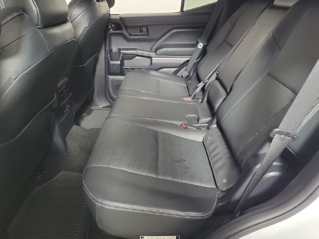 Used 2026 Toyota 4Runner TRD Off-Road Premium AWD/4WD image 12