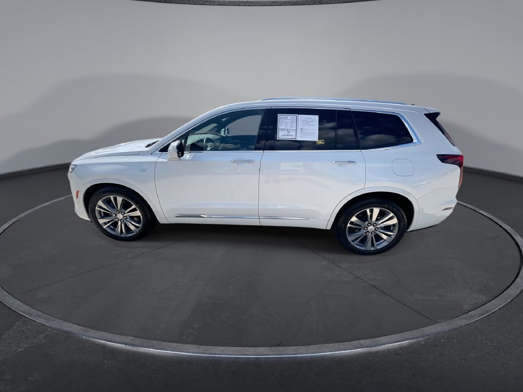Used 2025 Cadillac XT6 Premium Luxury w/ Technology Package FWD image 5