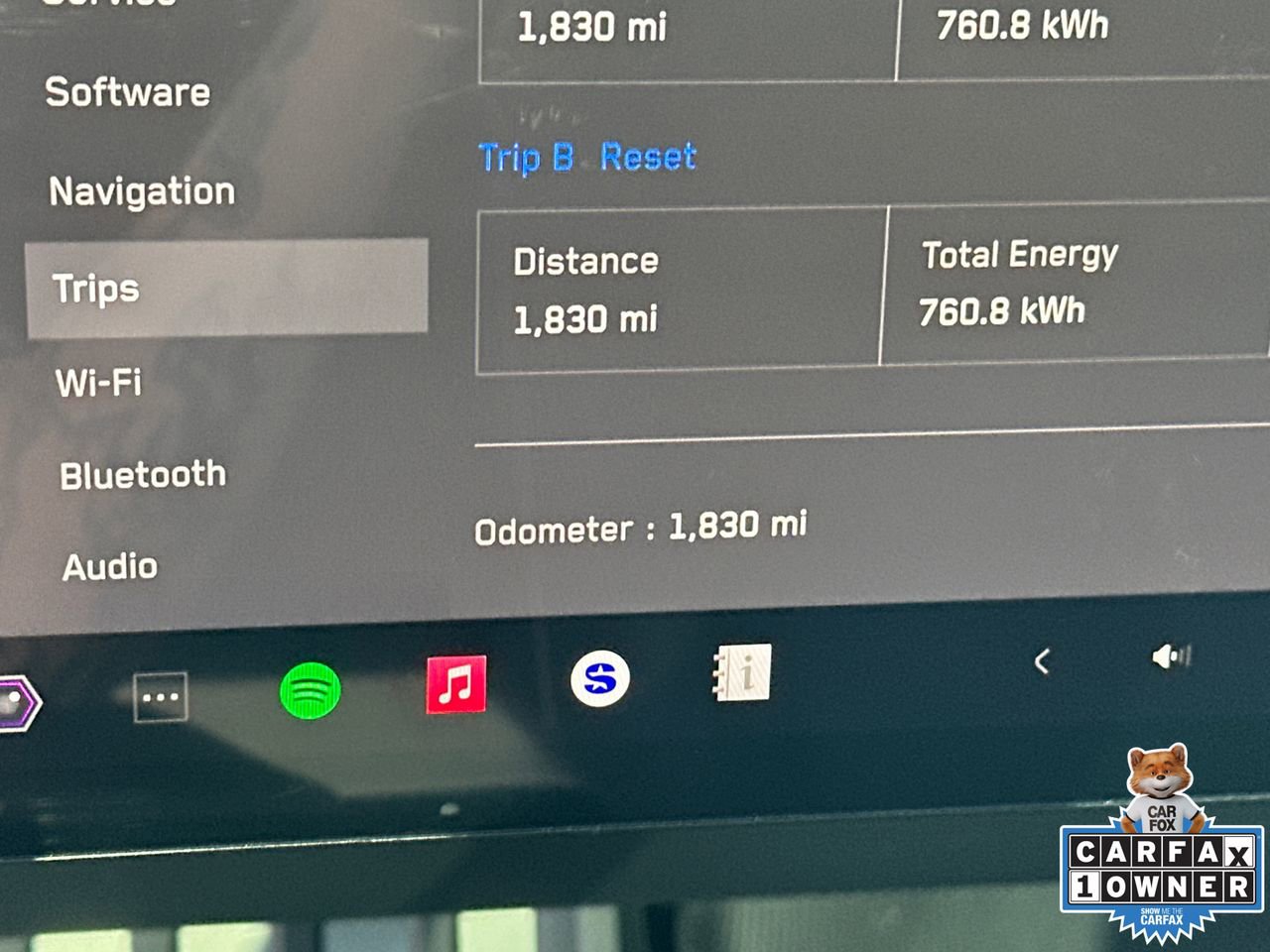 Used 2024 Tesla Cybertruck AWD Crew Cab image 29