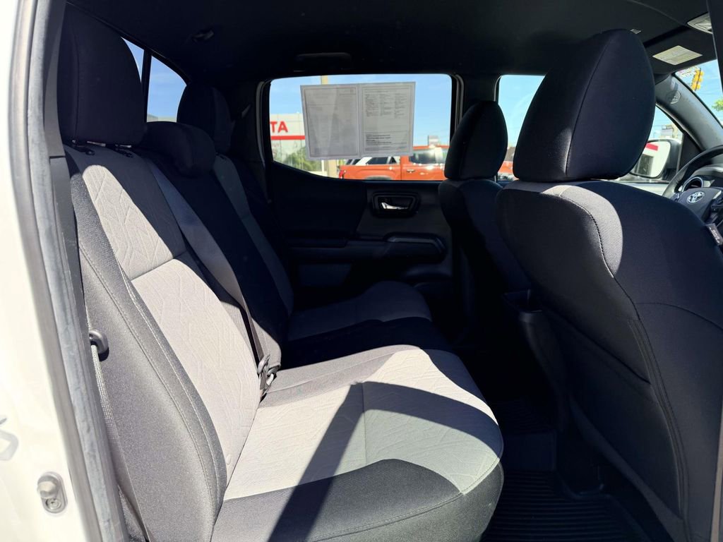 Certified 2023 Toyota Tacoma TRD Off-Road image 15