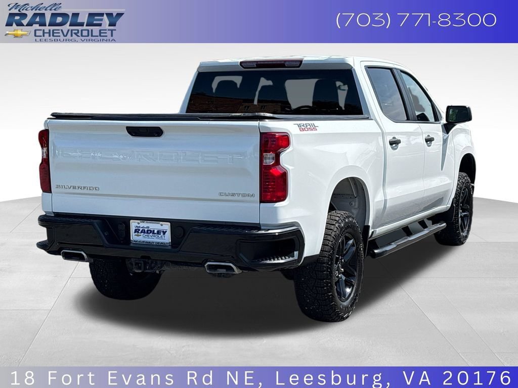 Used 2025 Chevrolet Silverado 1500 Custom Trail Boss AWD/4WD image 6