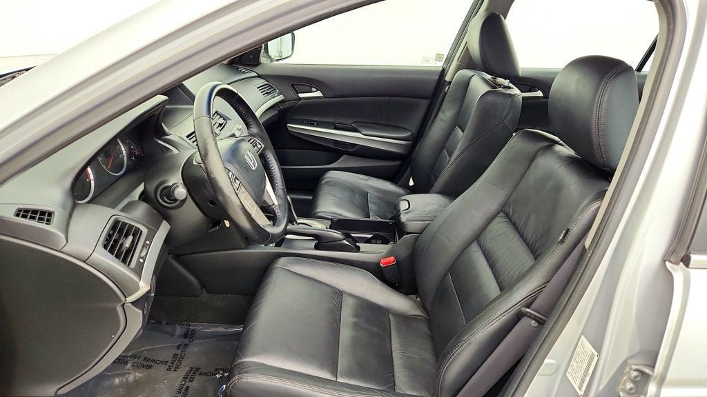 Used 2010 Honda Accord EX-L image 19