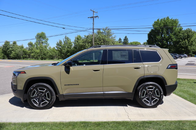 New 2026 Jeep Cherokee Limited AWD/4WD image 32