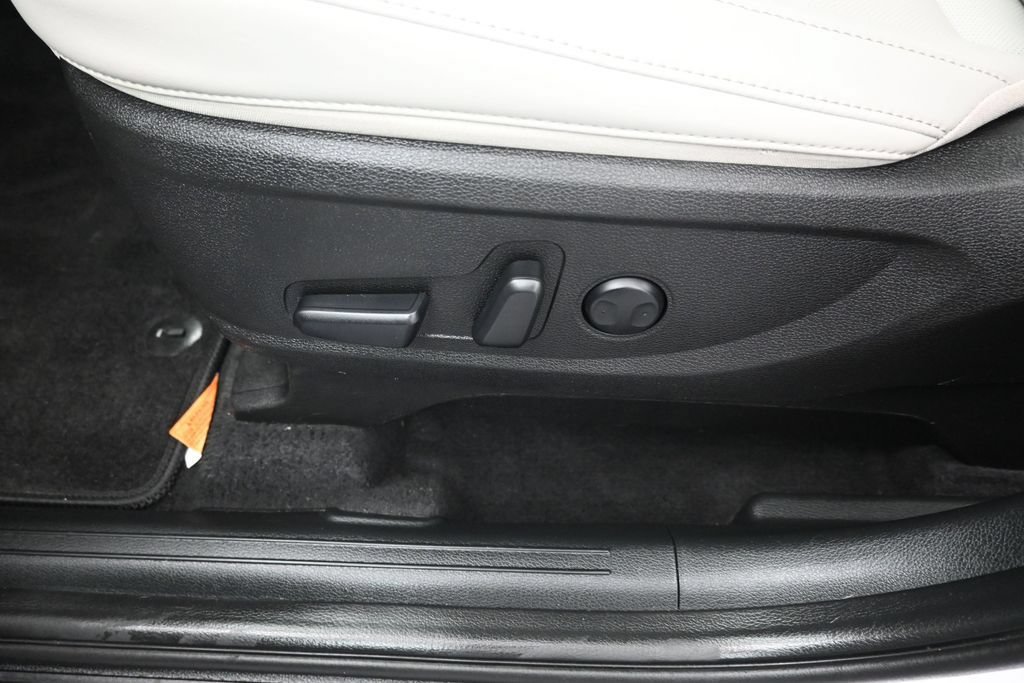 Used 2024 Kia Telluride S w/ S Sunroof Package FWD image 27