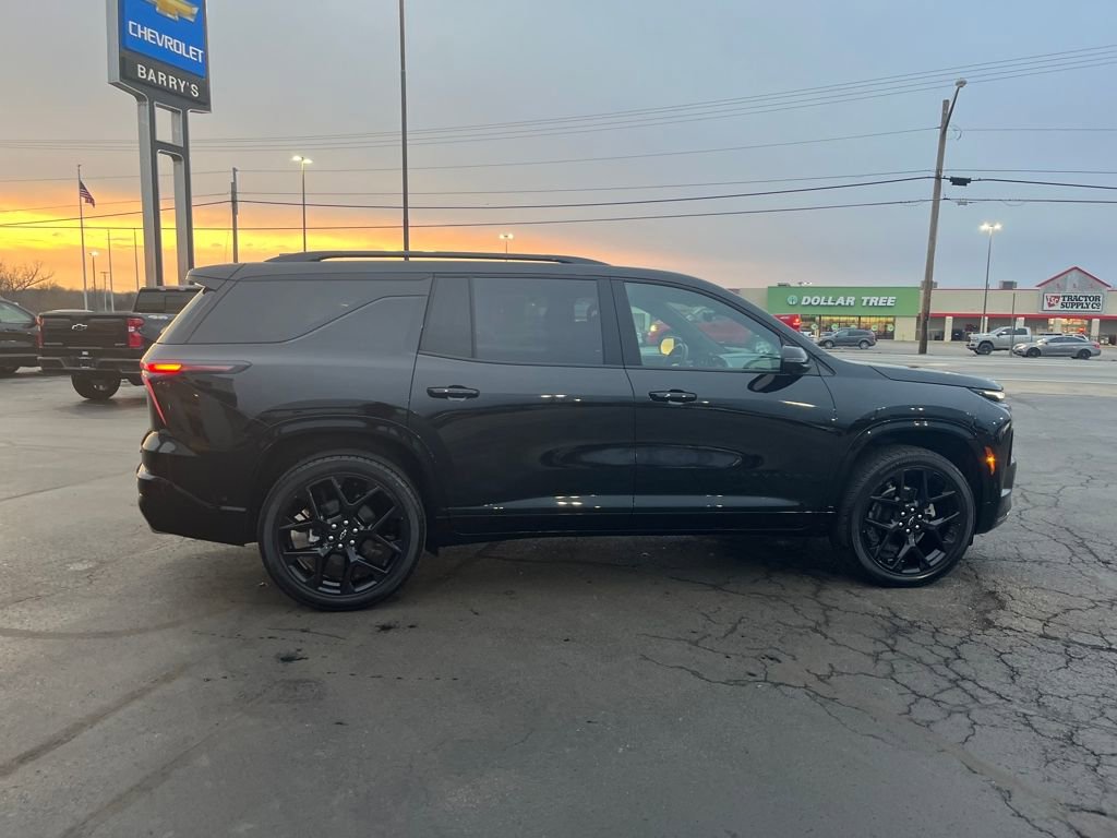Used 2024 Chevrolet Traverse RS w/ LPO, Floor Liner Package image 6