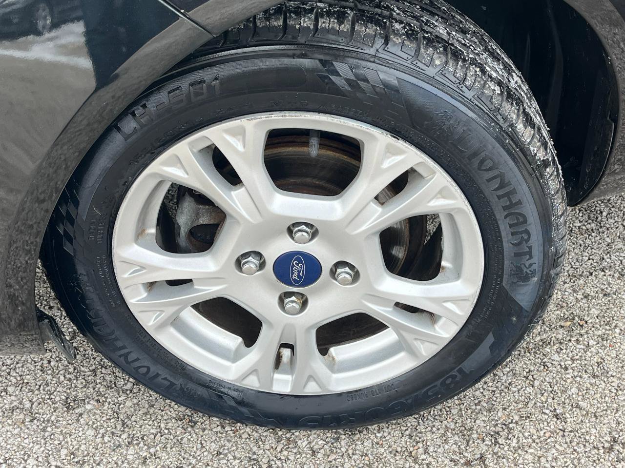 Used 2015 Ford Fiesta SE image 30