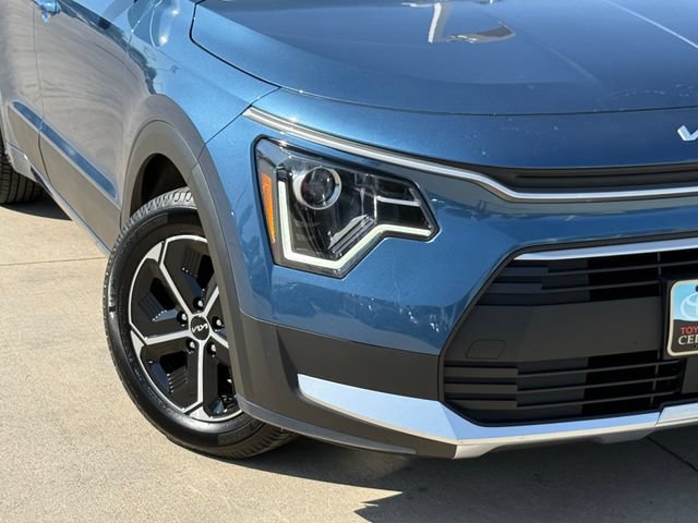 Used 2024 Kia Niro EX FWD image 4