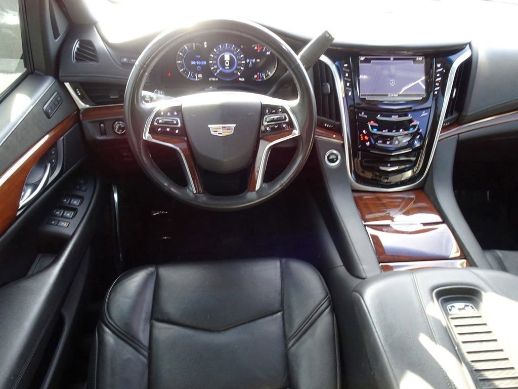 Used 2019 Cadillac Escalade Premium Luxury image 14