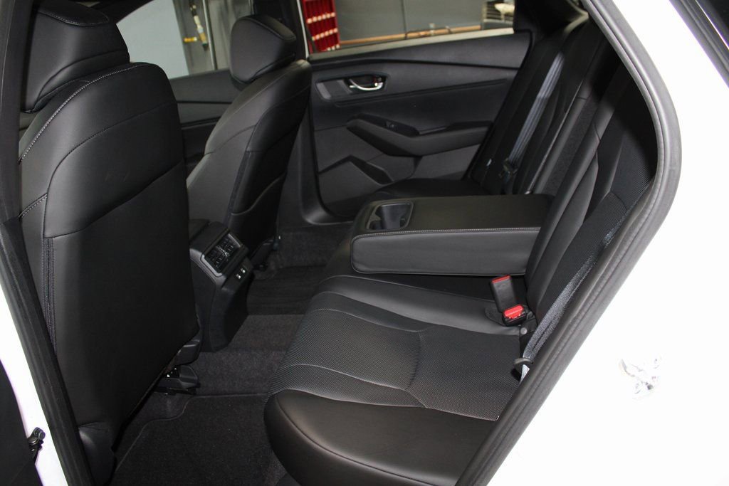 Used 2025 Honda Accord Sport image 15